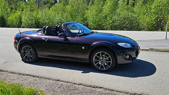 Mazda MX-5 9 of 29