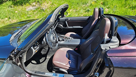 Mazda MX-5 12 of 29