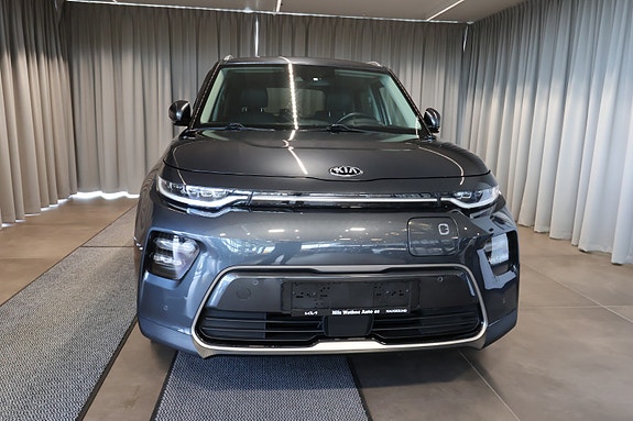 Kia e-Soul 3 of 5