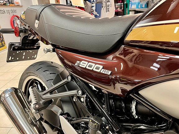 Kawasaki Z900RS 3 of 5