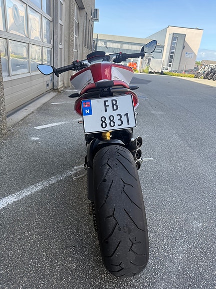 MV Agusta Brutale 800 Dragster 3 of 5