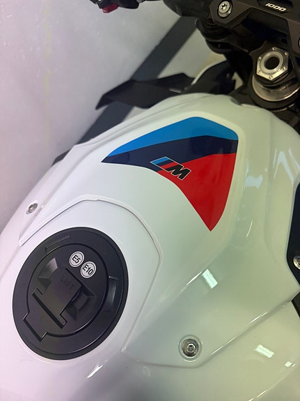 BMW M1000R 12 of 20