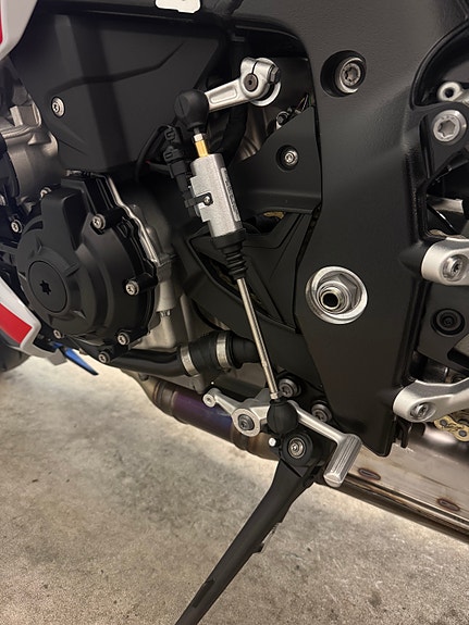 BMW M1000R 7 of 20