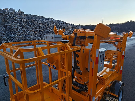 Fodit KNALLTILBUD - FTL- Serien Tilhengerlift 12-24 meter 12 of 30