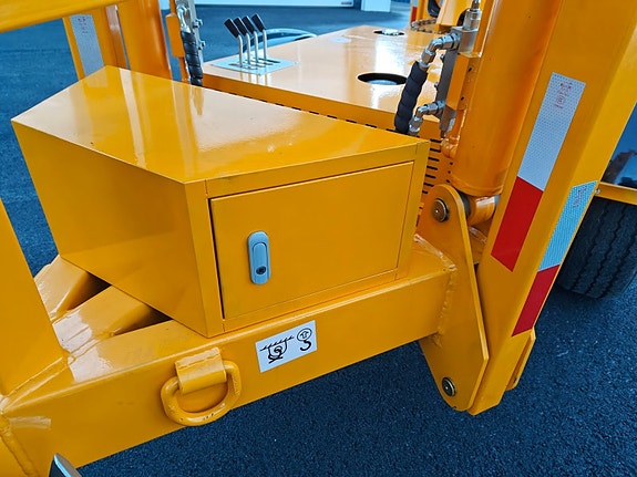 Fodit KNALLTILBUD - FTL- Serien Tilhengerlift 12-24 meter 23 of 30