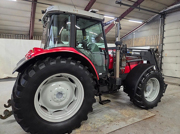 Massey Ferguson 5475 Dyna 4 10 of 24