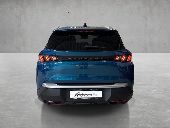 Peugeot e-5008 7 of 21