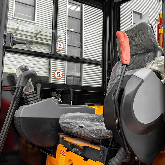 Fodit FT25 - 2,5T - KUBOTA D1105 14 of 17