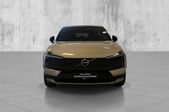 Volvo EX30 CC 2 of 5