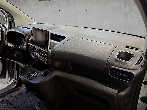 Citroen Berlingo Electrique 8 of 17