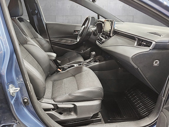 Toyota Corolla 13 of 24