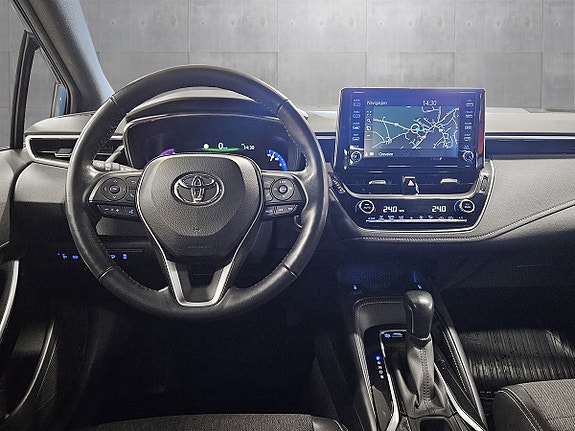 Toyota Corolla 16 of 24