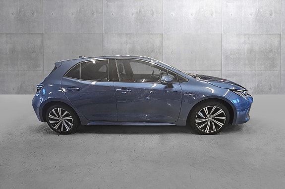 Toyota Corolla 6 of 24