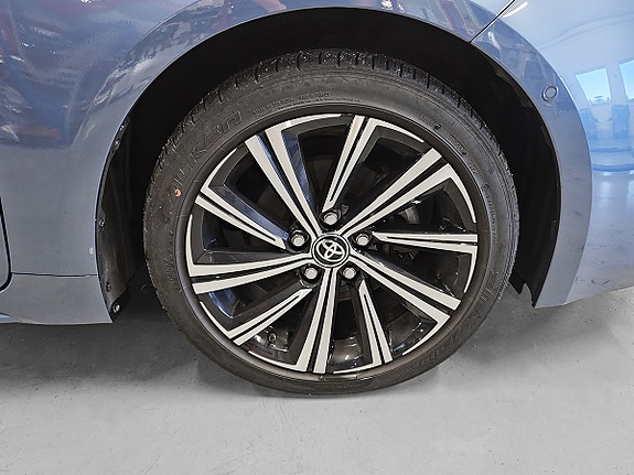 Toyota Corolla 14 of 24