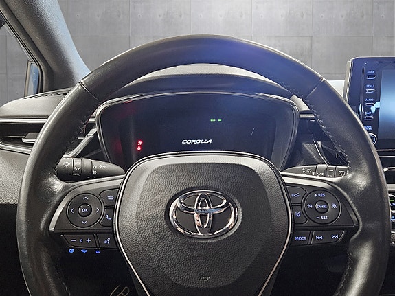 Toyota Corolla 17 of 24