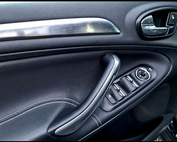 Ford S-MAX 9 of 27