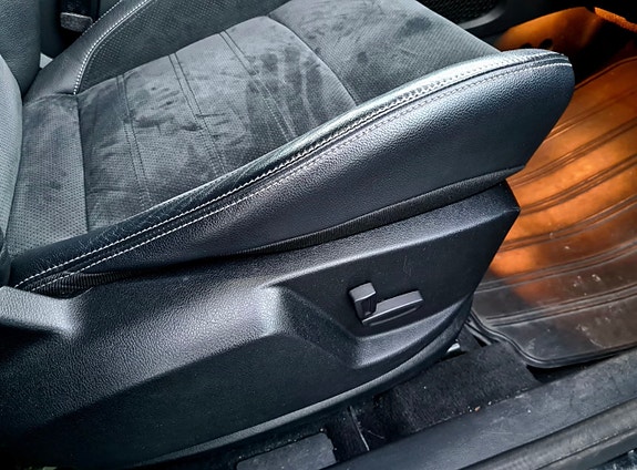 Ford S-MAX 12 of 27