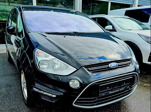 Ford S-MAX 4 of 27