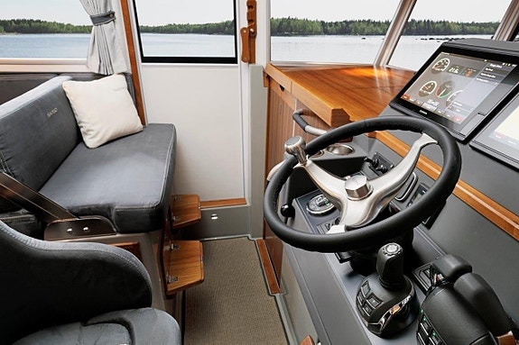 NY - SARGO 33 med BAKDØR - SIDEPORT - TAXIBÅT 15 of 30