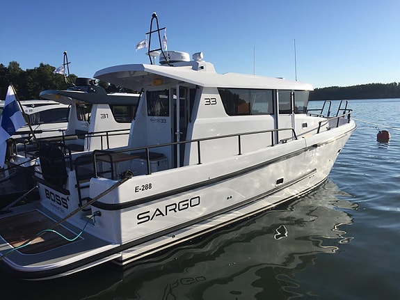 NY - SARGO 33 med BAKDØR - SIDEPORT - TAXIBÅT 28 of 30