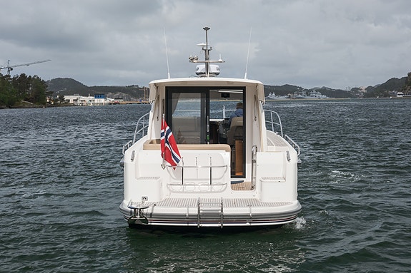 Nimbus 305 Coupe - Ny motor 2023-kun 200 timer!  Baug/hekkthruster, autopilot+++ 6 of 30