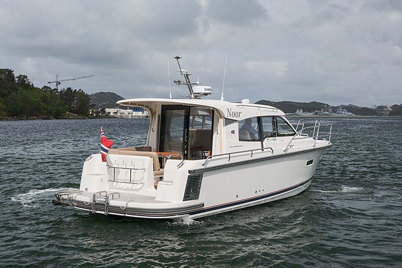 Nimbus 305 Coupe - Ny motor 2023-kun 200 timer!  Baug/hekkthruster, autopilot+++ 5 of 30