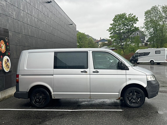 Volkswagen Transporter 8 of 21