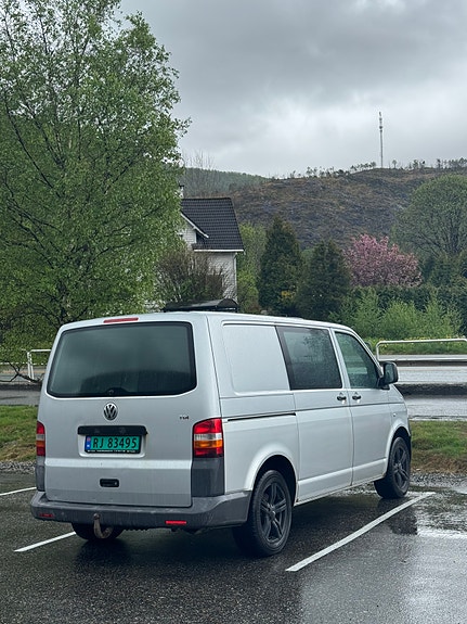 Volkswagen Transporter 13 of 21