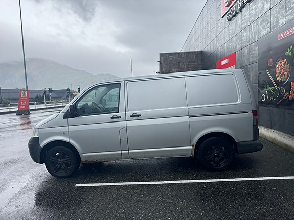 Volkswagen Transporter 9 of 21