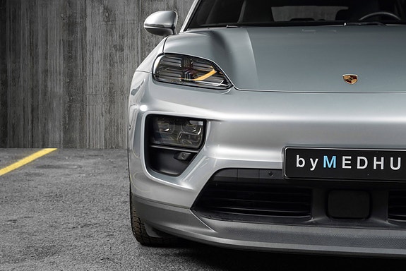 Porsche Macan 5 of 30