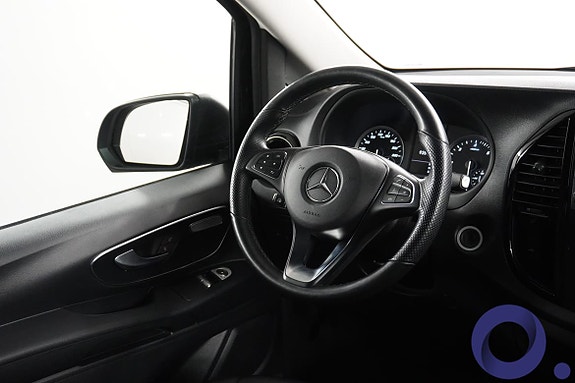 Mercedes-Benz Vito 119 13 of 28