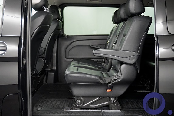Mercedes-Benz Vito 119 24 of 28