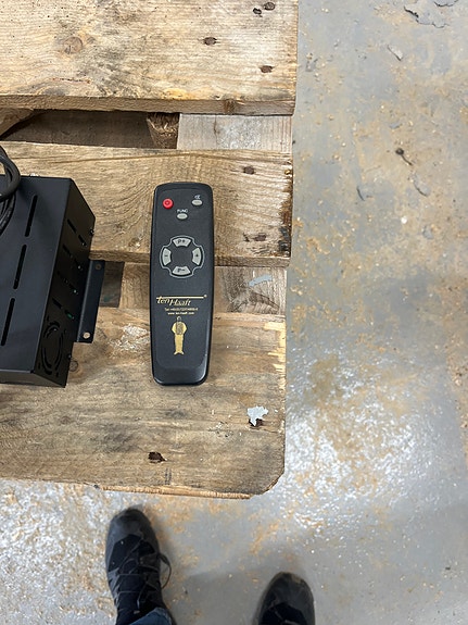 Product image 9 of 9