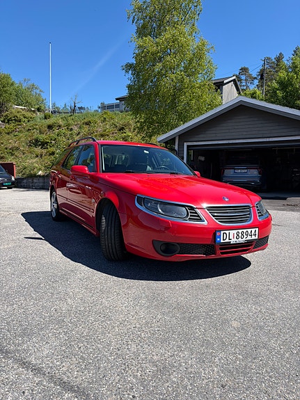 Saab 9-5 2 of 5