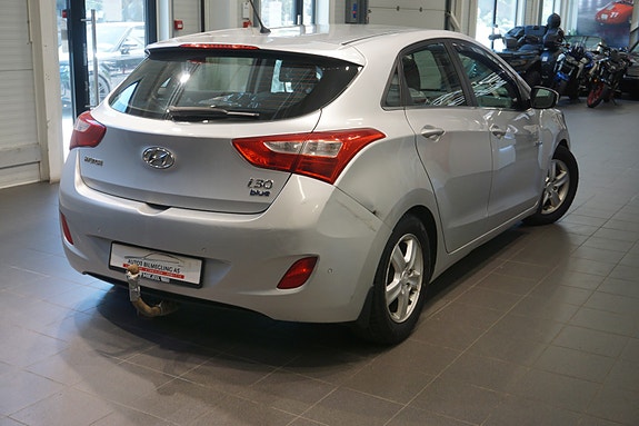 Hyundai i30 7 of 29