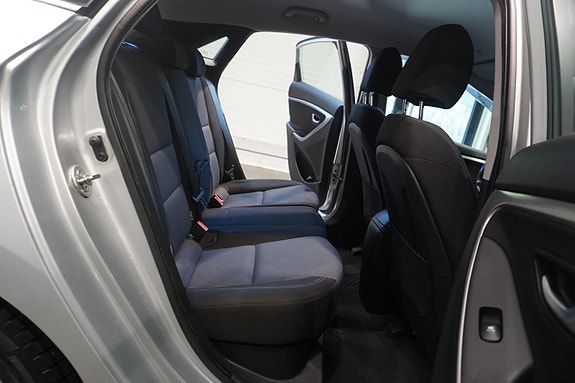 Hyundai i30 14 of 29
