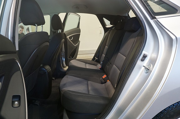 Hyundai i30 16 of 29