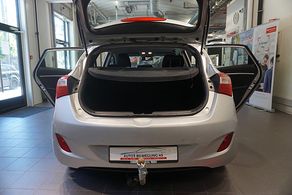 Hyundai i30 13 of 29