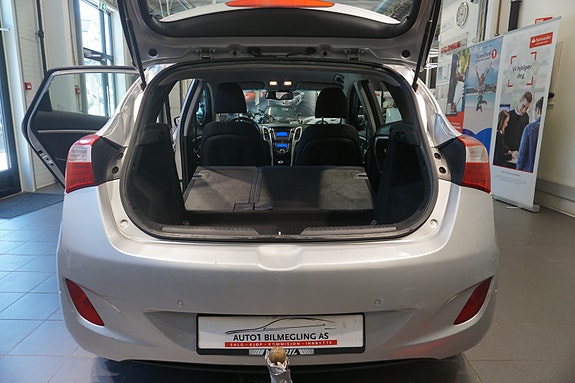 Hyundai i30 11 of 29