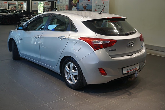 Hyundai i30 4 of 29