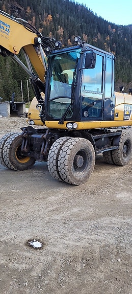 Cat M313D 4 of 5
