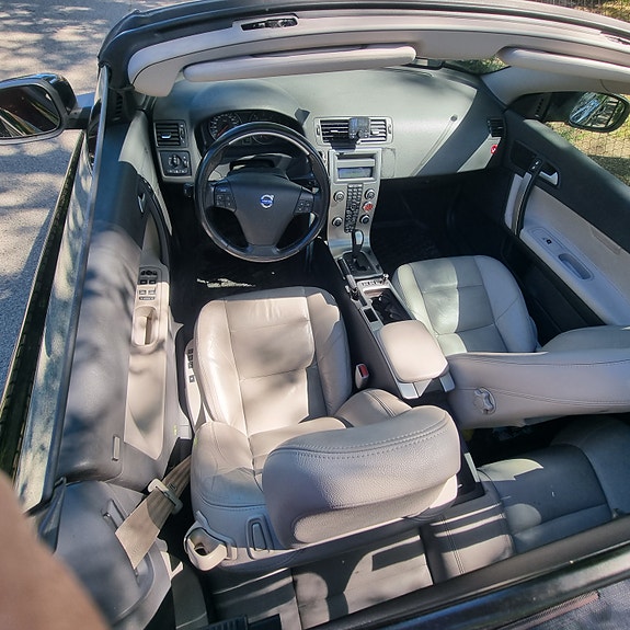 Volvo C70 15 of 23