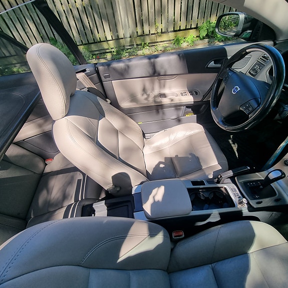 Volvo C70 19 of 23