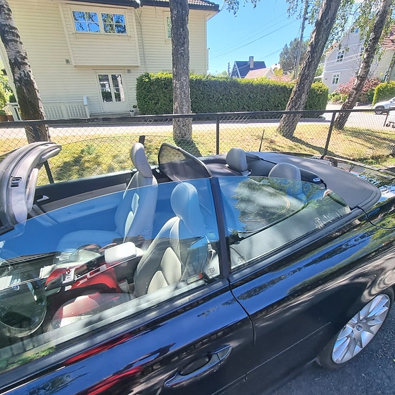 Volvo C70 14 of 23