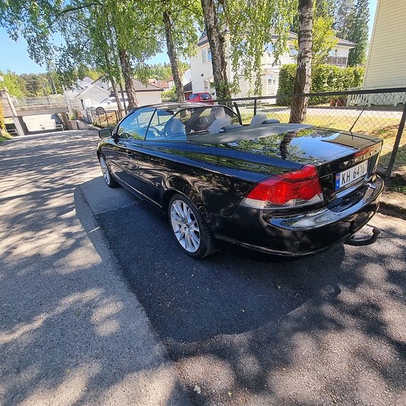 Volvo C70 17 of 23