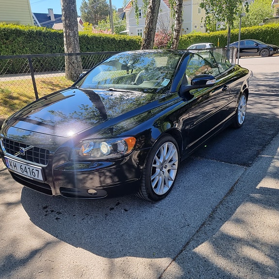Volvo C70 12 of 23