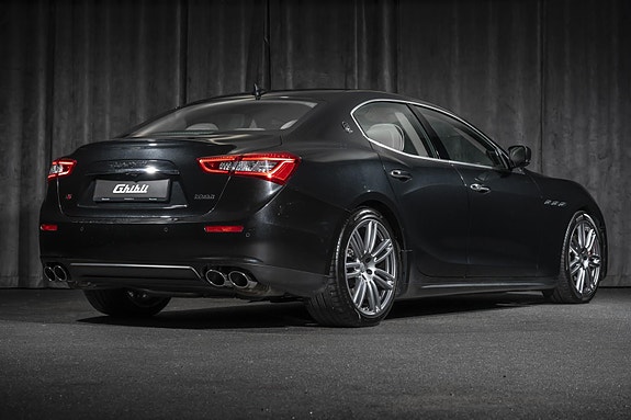 Maserati Ghibli 3 of 5
