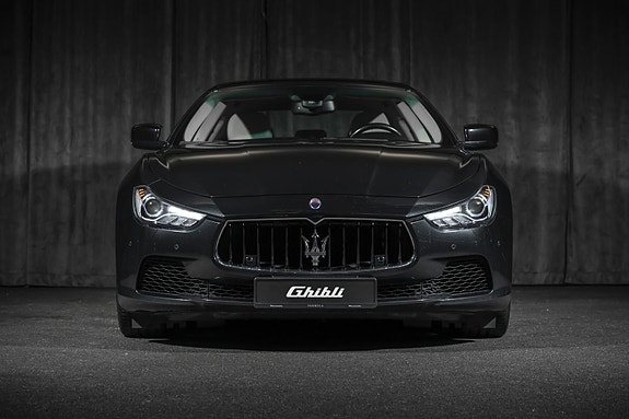 Maserati Ghibli 4 of 5