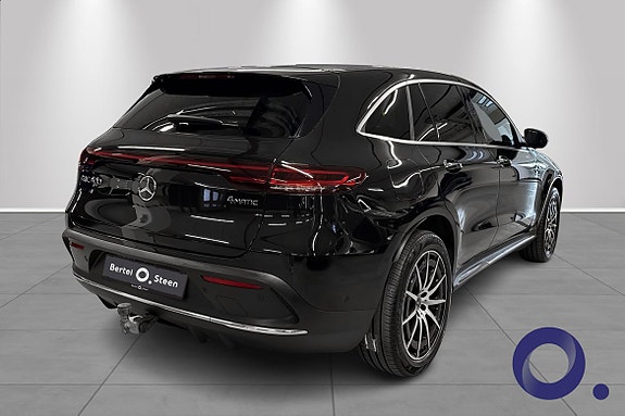 Mercedes-Benz EQC400 8 of 19