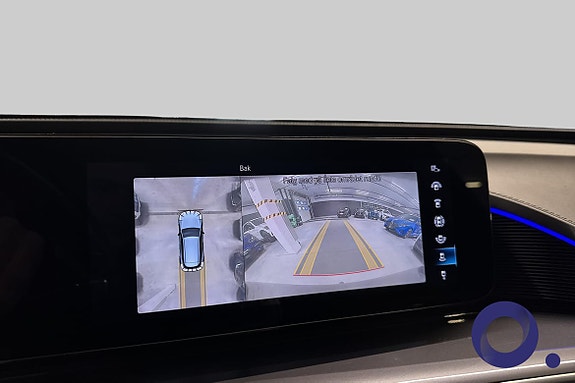 Mercedes-Benz EQC400 18 of 19